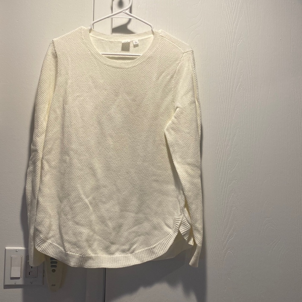 Gap cream sweater